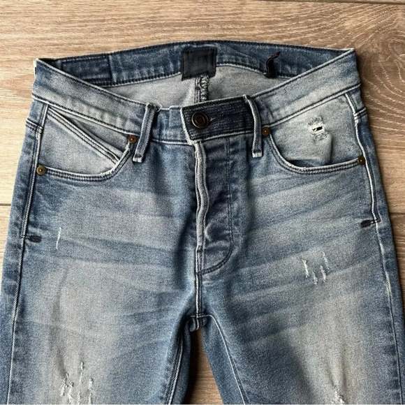 RtA ROAD  TO AWE Icon Distressed Skinny Jeans - Picture 4 of 16